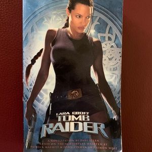 “Laura Croft. Tomb Raider”